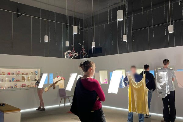 77178973-DBA1-49AE-B814-849076DE6DB3