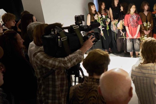 Музей воєнного дитинства розширює комунікаційний відділ та відкриває дві вакансії: старший(а) комунікаційний(а) менеджер(ка): та комунікаційний(а) менеджер(ка).